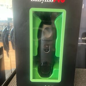 BaBylissPRO X Tomb45 Wireless Charging Trimmer - Black